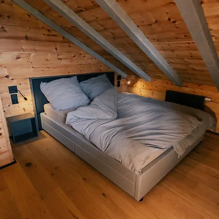 アパート Luxus Mit Zirbensauna, Alpenblick Und Pool