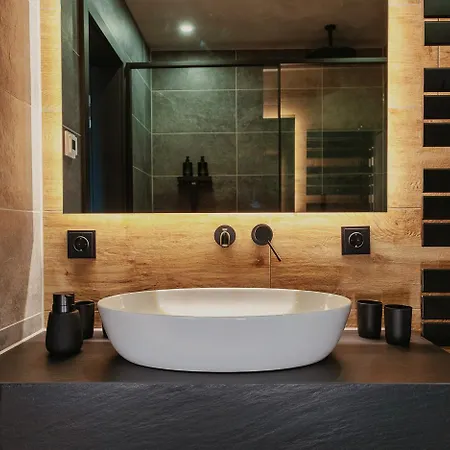 Appartement Luxus Mit Zirbensauna, Alpenblick Und Pool