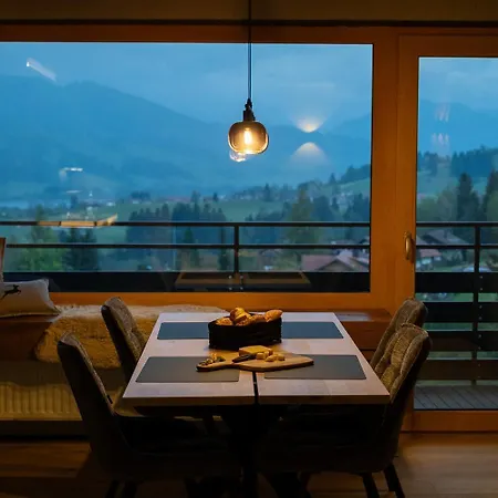 アパート Luxus Mit Zirbensauna, Alpenblick Und Pool